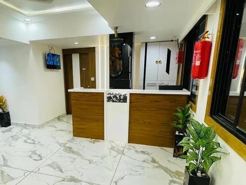 Hotel New German Ahmadabad Zewnętrze zdjęcie