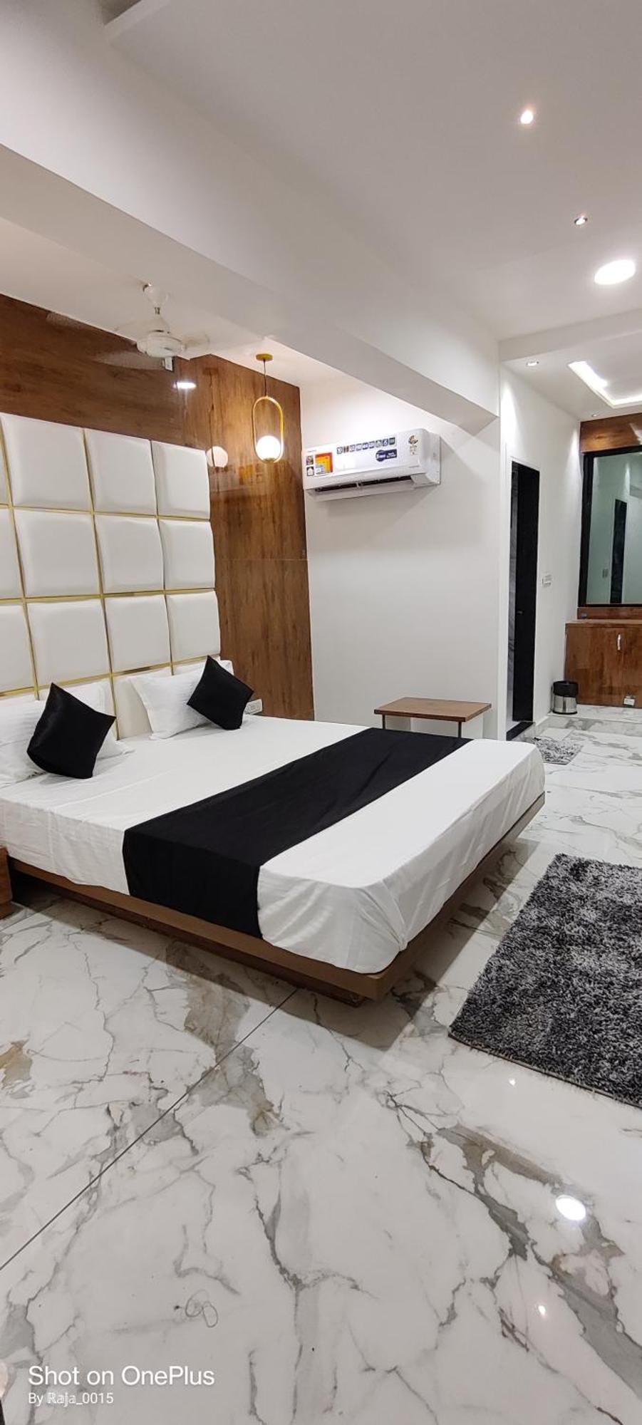 Hotel New German Ahmadabad Zewnętrze zdjęcie